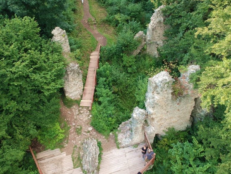 Ruiny Zamku Sobień, Poland